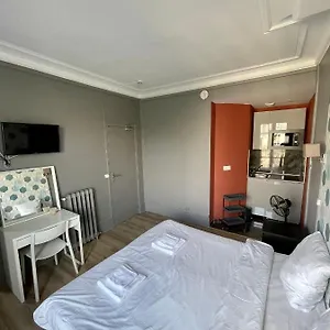 Hotel Le17 Furnished, París